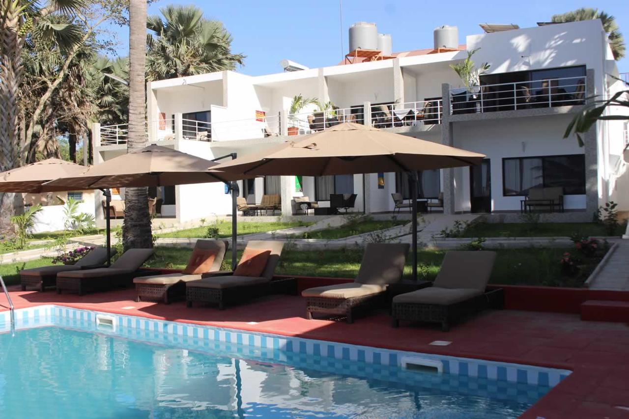 Swiss Boutique Hotel (Adults Only) Serrekunda Exterior photo